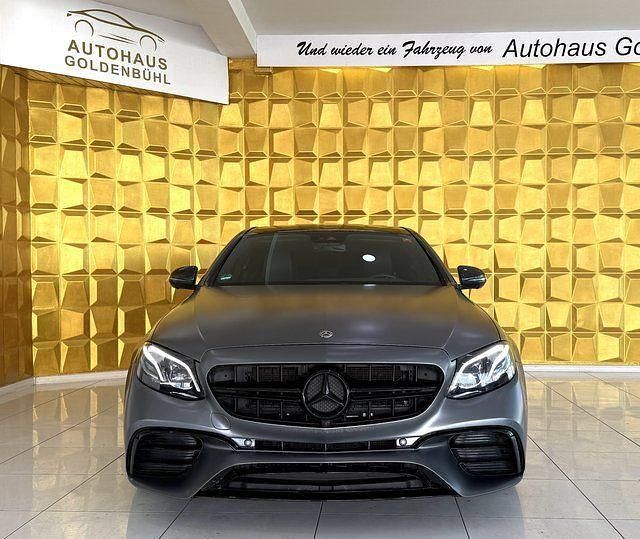 Gebraucht Mercedes E350 383 PS (281 kW) 2020 Grau Limousine