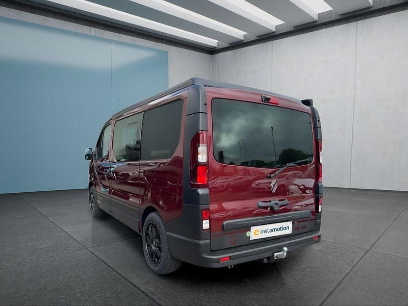 Gebraucht Renault Trafic 150 PS (110 kW) 2024 Rot Van / Kleinbus