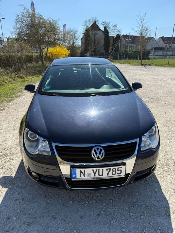 Blau Gebraucht 2007 VW Eos Cabrio | 2.600 € (Superpreis) - Bild 1/4