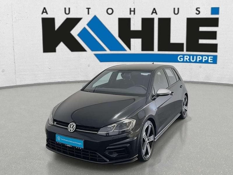 Gebraucht VW Golf VIII R 300 PS (220 kW) 2020 Deep black perleffekt Limousine