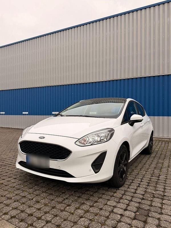Weiß Gebraucht 2020 Ford Fiesta Kleinwagen | 10.970 € (Fairer Preis) - Bild 1/4