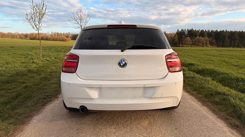 Gebraucht BMW 116 Efficient Dynamics 116 PS (85 kW) 2014 Weiß Kleinwagen