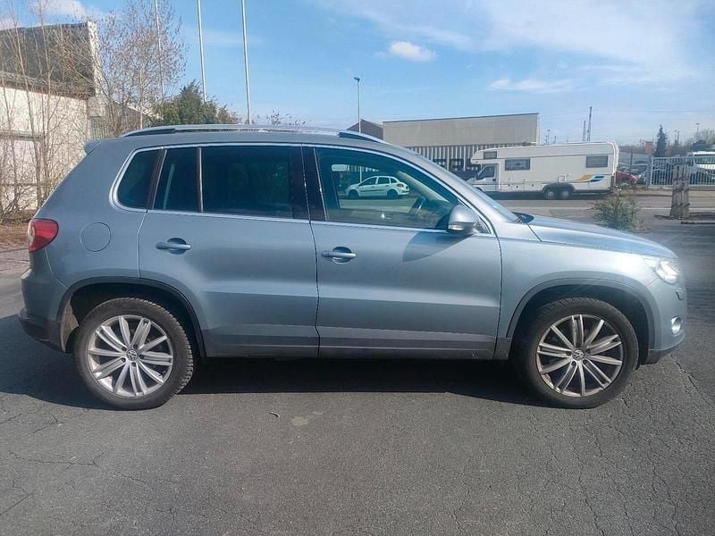 Gebraucht VW Tiguan 170 PS (125 kW) 2009 Grau SUV