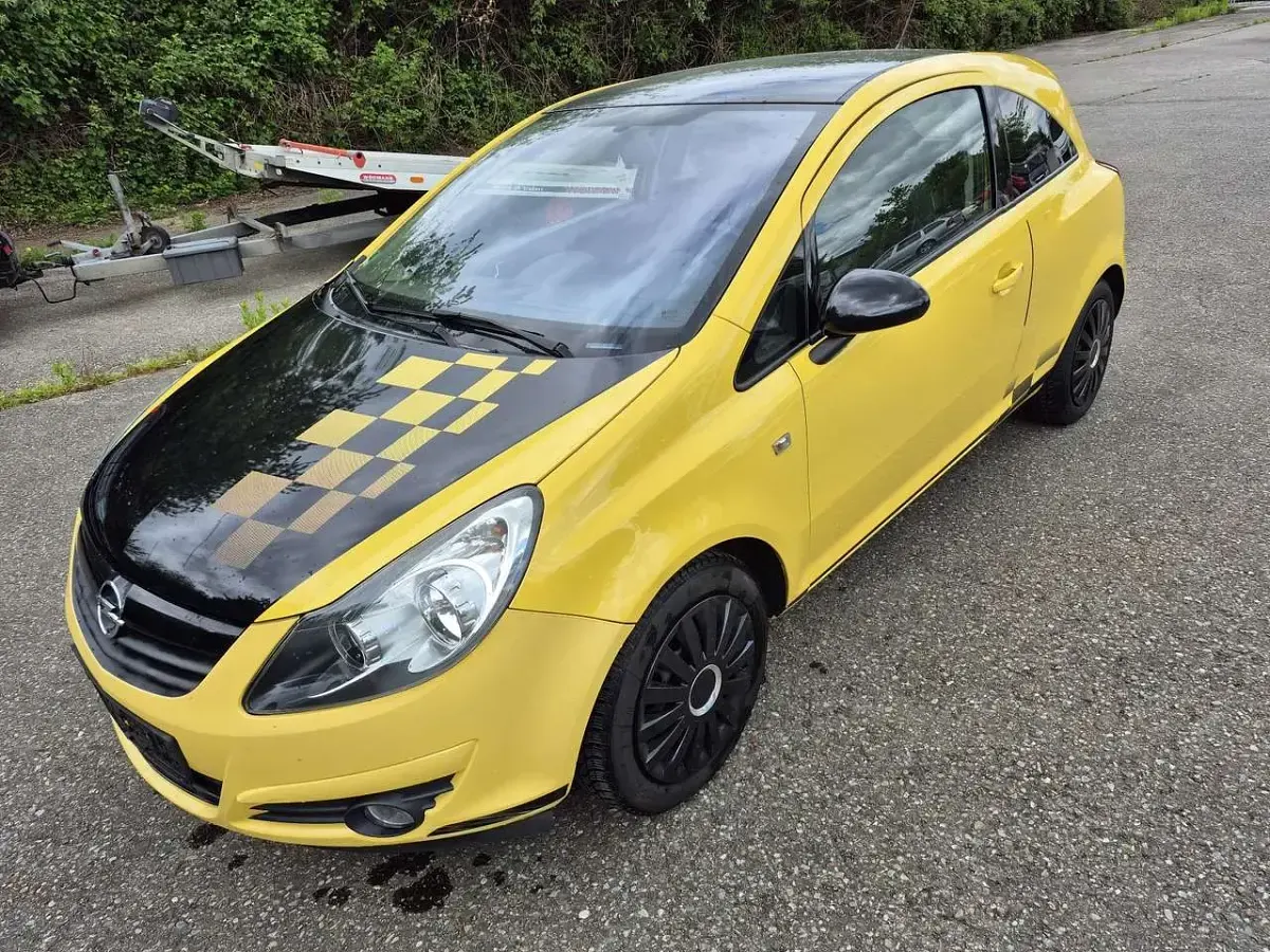 Gebraucht Opel Corsa Sport 101 PS (74 kW) 2010 Kleinwagen