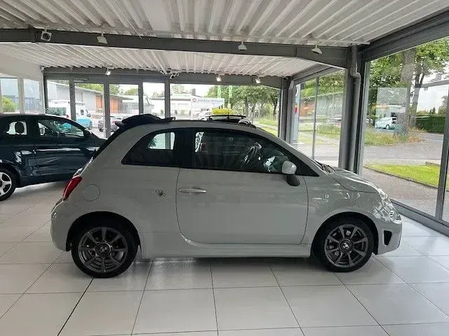 Gebraucht Abarth 595 145 PS (106 kW) 2022 Grau Cabrio