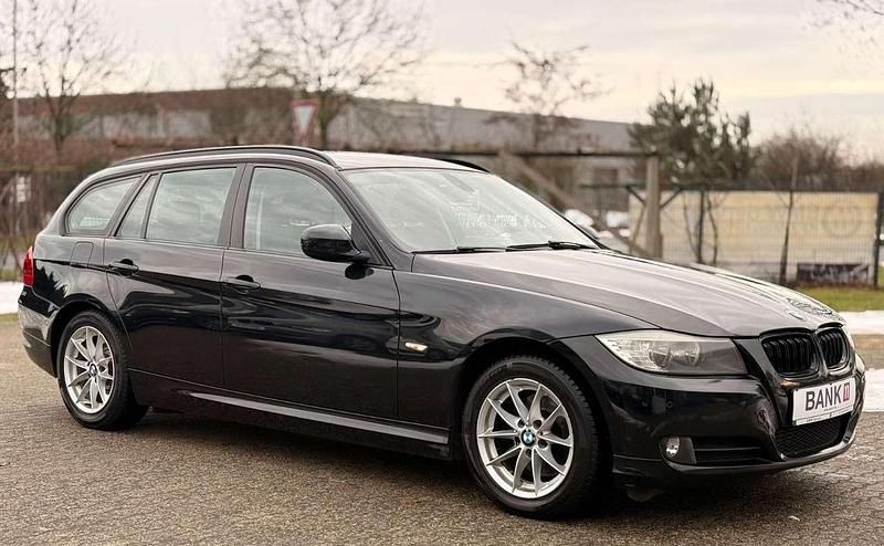 Gebraucht BMW 320 Comfort Edition 184 PS (135 kW) 2012 Schwarz Kombi