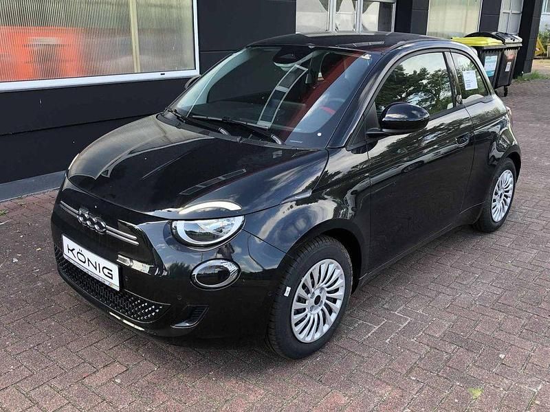Onyx schwarz Gebraucht 2025 Fiat 500e Red Kleinwagen | 24.689 € (Guter Preis) - Bild 1/4