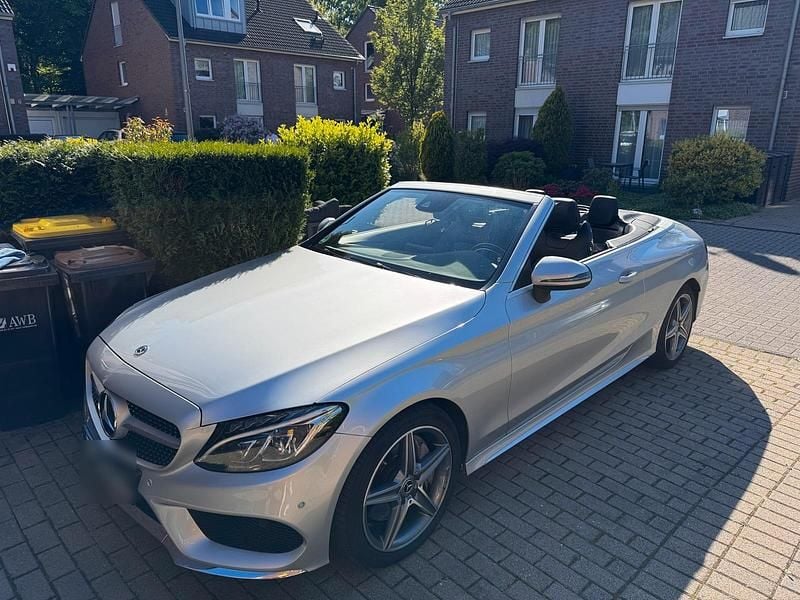 Gebraucht Mercedes C250 211 PS (155 kW) 2017 Silber Cabrio