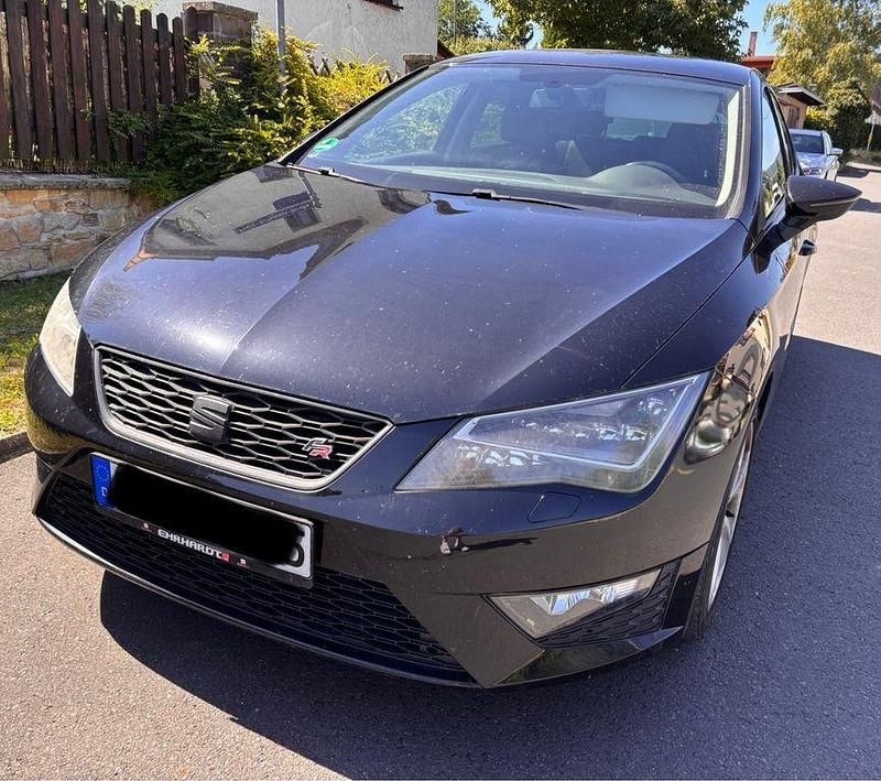 Schwarz Gebraucht 2013 Seat Leon FR Limousine | 8.000 € (Guter Preis) - Bild 1/4
