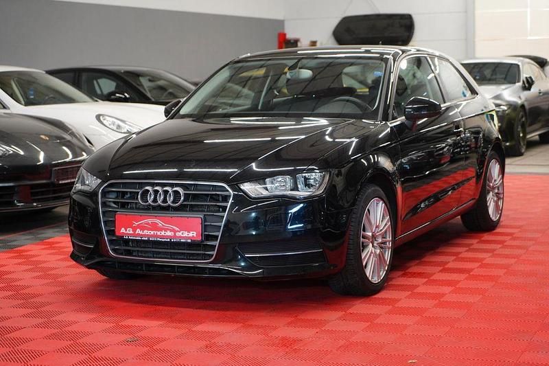 Gebraucht Audi A3 Attraction 150 PS (110 kW) 2013 Schwarz Limousine