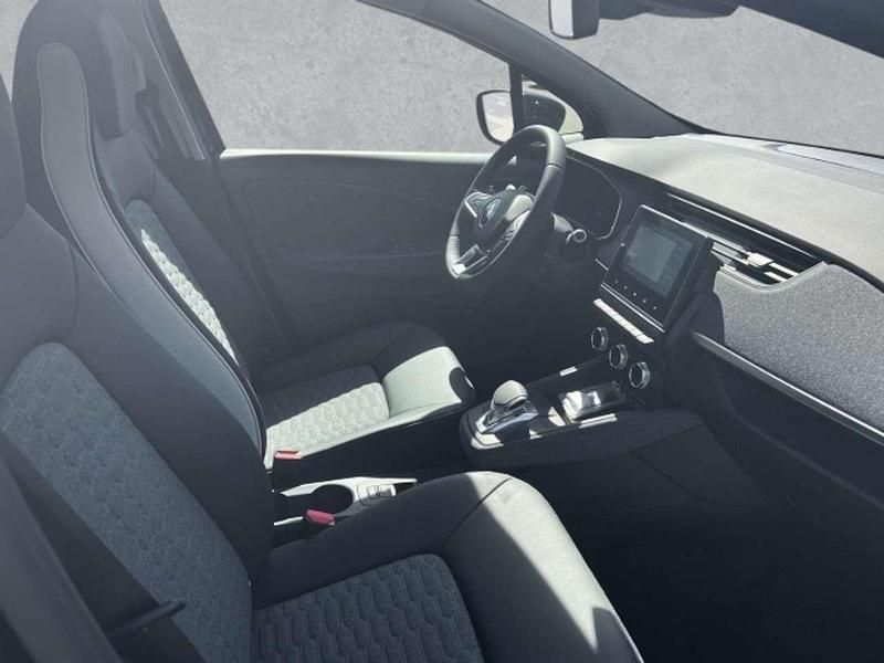 Gebraucht Renault Zoe Intens 100 kW (136 PS) 2022 Blackpearlschwarz Kleinwagen