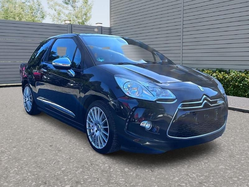 Gebraucht Citroën DS3 156 PS (114 kW) 2011 Schwarz Kleinwagen