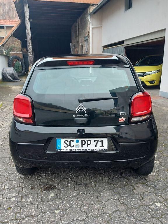 Gebraucht Citroën C1 Feel 72 PS (52 kW) 2021 Schwarz Kleinwagen