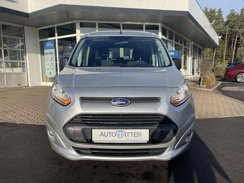 Gebraucht Ford Tourneo 150 PS (110 kW) 2015 Polarsilber metallic (metallic) Kombi