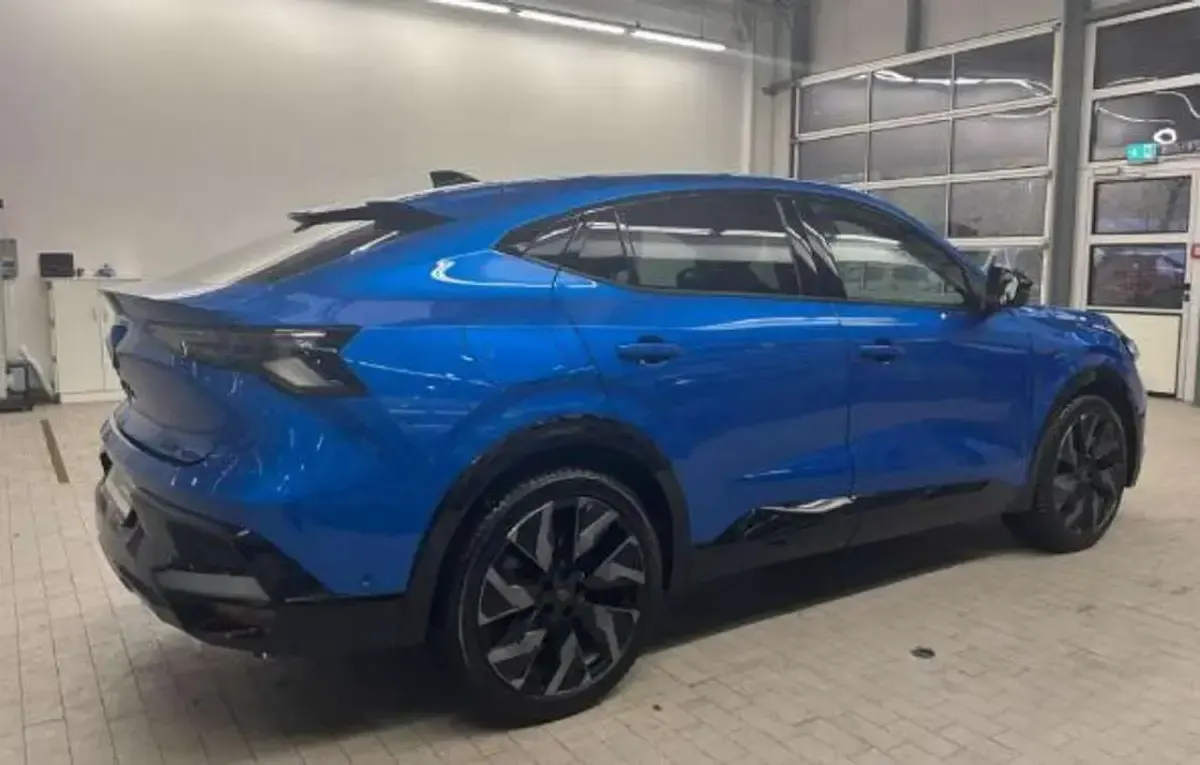 Gebraucht Renault Rafale Esprit Alpine 200 PS (147 kW) 2024 Bleu rrk + noir gne SUV
