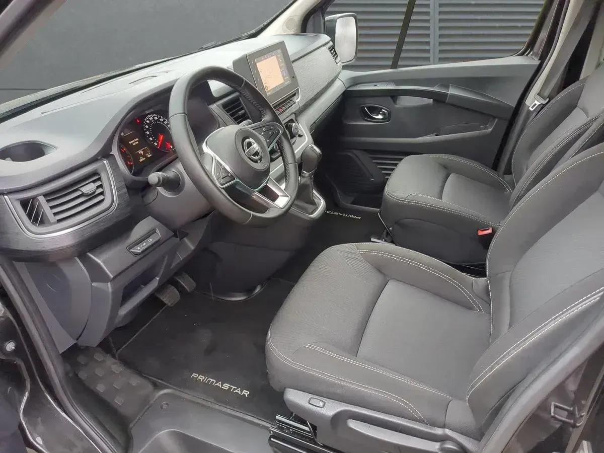 Gebraucht Nissan Primastar Tekna 170 PS (125 kW) 2024 Midnight black Van / Kleinbus