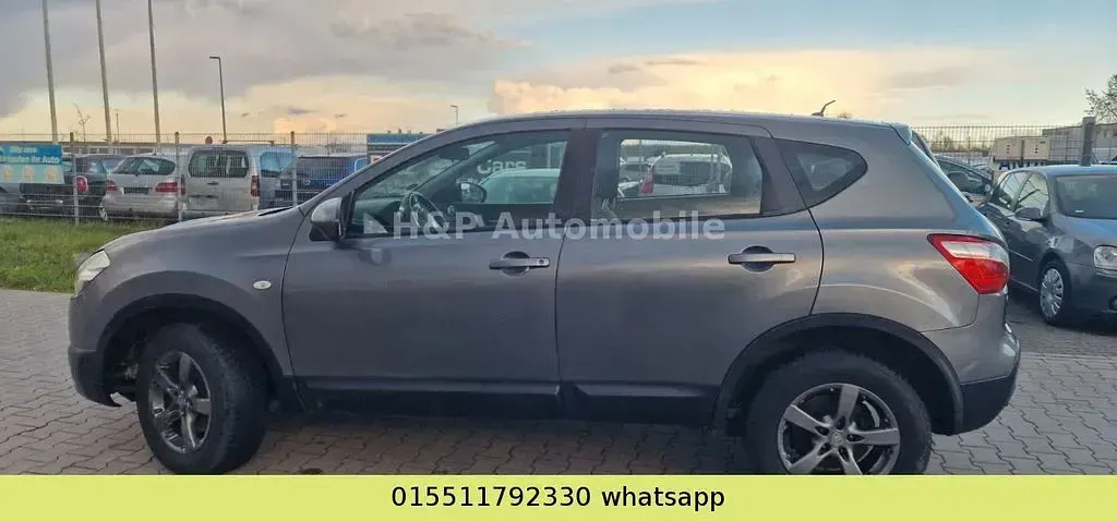 Gebraucht Nissan Qashqai Acenta 131 PS (96 kW) 2013 Grau SUV