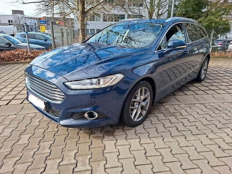 Gebraucht Ford Mondeo Titanium 150 PS (110 kW) 2017 Blau Limousine