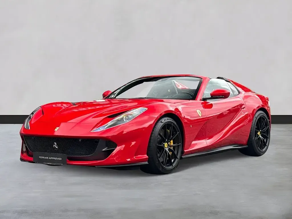 Second-hand Ferrari 812 797 CP (586 kW) 2022 Roșu Cabrio