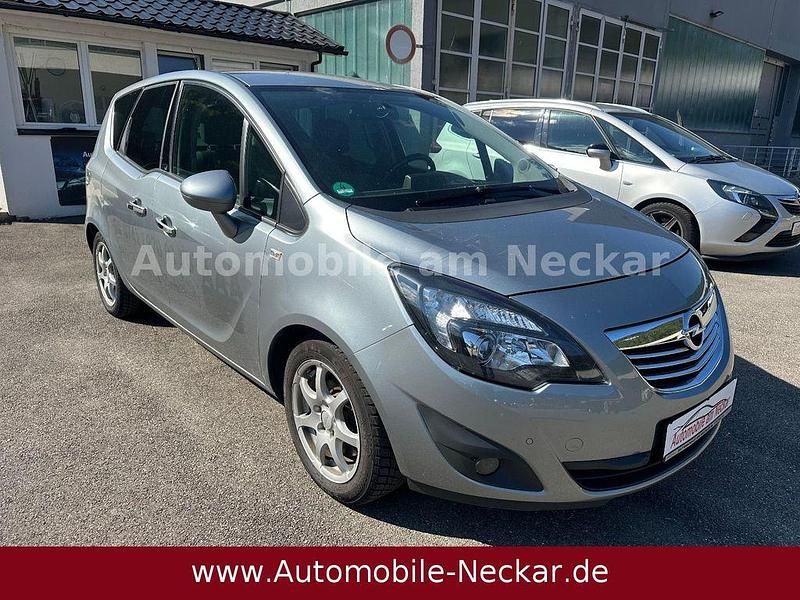 Gebraucht Opel Meriva Innovation 110 PS (80 kW) 2012 Silber Van / Kleinbus