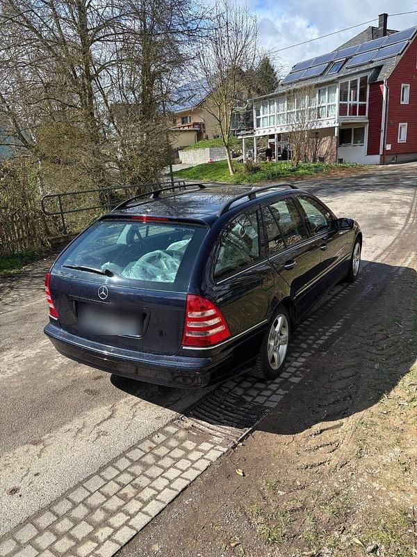 Gebraucht Mercedes 200 222 PS (163 kW) 2007 Blau Kombi