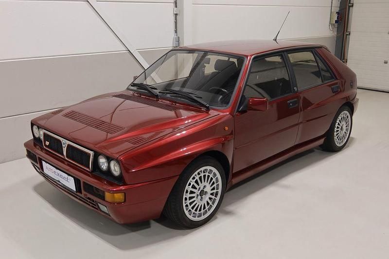 Gebraucht Lancia Delta 215 PS (158 kW) 1992 Rot Kleinwagen