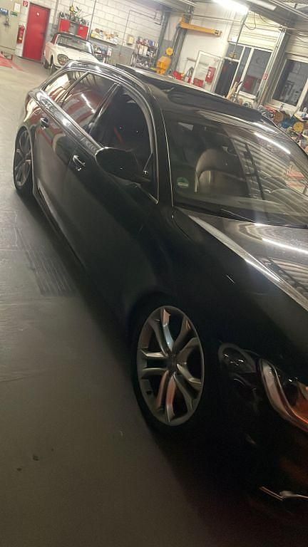 Gebraucht Audi S6 Ambiente 420 PS (308 kW) 2014 Blau Kombi