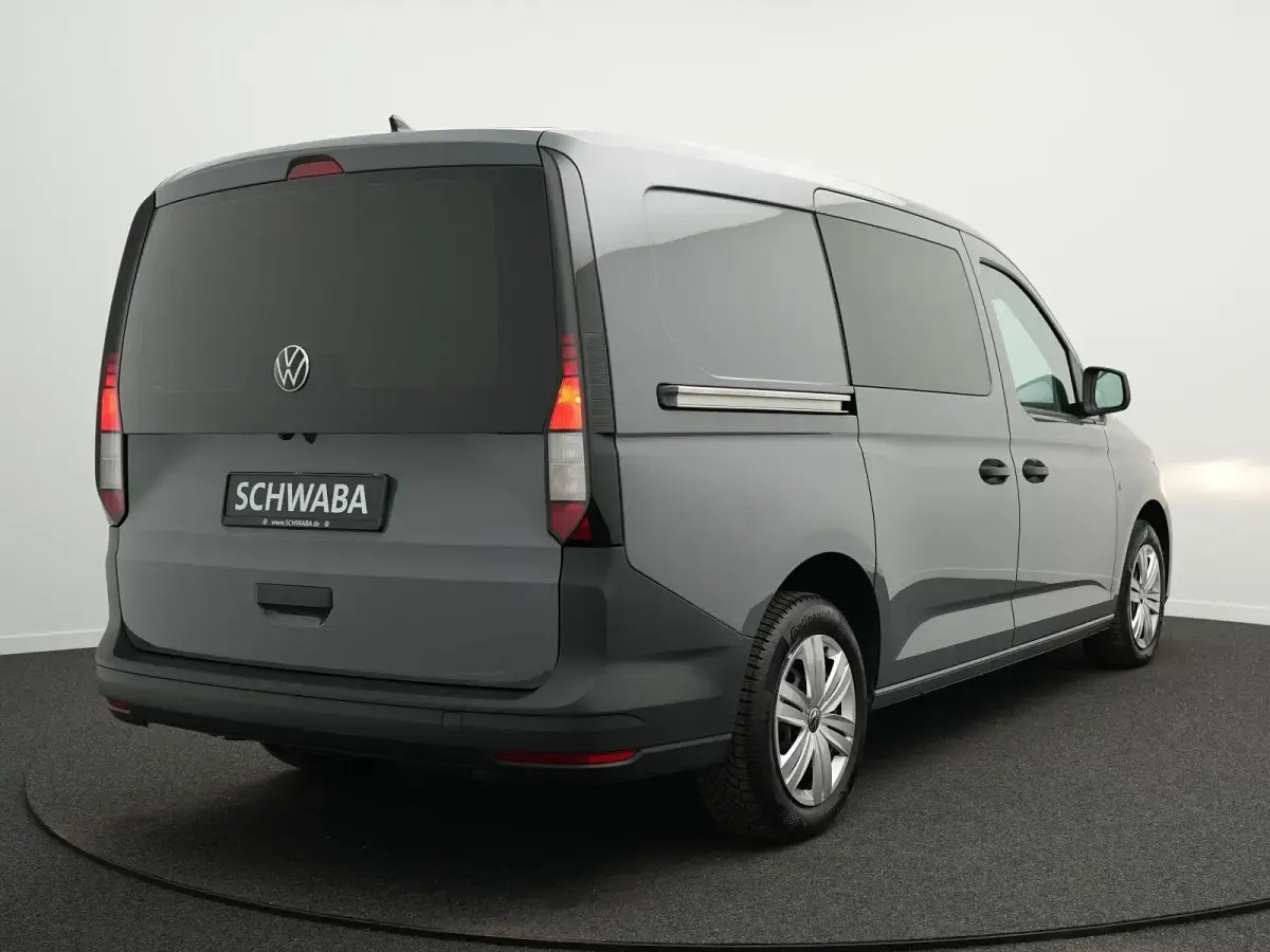 Second-hand VW Caddy Maxi 122 CP (89 kW) 2023 Gri Monovolum