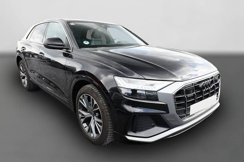 Gebraucht Audi Q8 286 PS (210 kW) 2021 Schwarz SUV