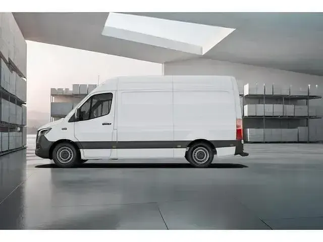 Gebraucht Mercedes Sprinter 170 PS (125 kW) 2024 Andere Van