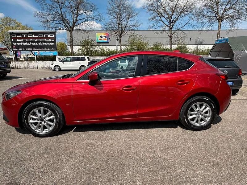 Gebraucht Mazda 3 Center-Line 150 PS (110 kW) 2015 Rot Kleinwagen