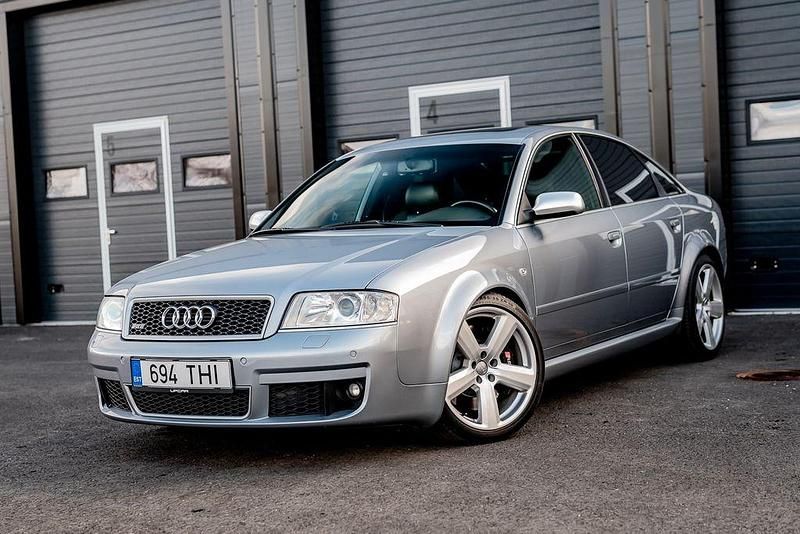 Grau Gebraucht 2003 Audi RS6 Limousine | 19.600 € (Superpreis) - Bild 1/4