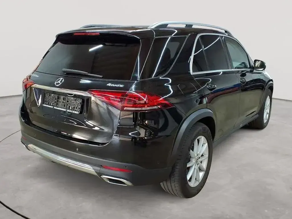 Gebraucht Mercedes GLE350 194 PS (142 kW) 2023 Schwarz SUV