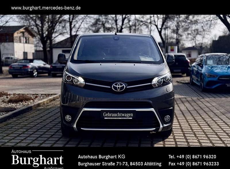 Gebraucht Toyota Proace Verso Executive 177 PS (130 kW) 2022 Dark grey Kombi
