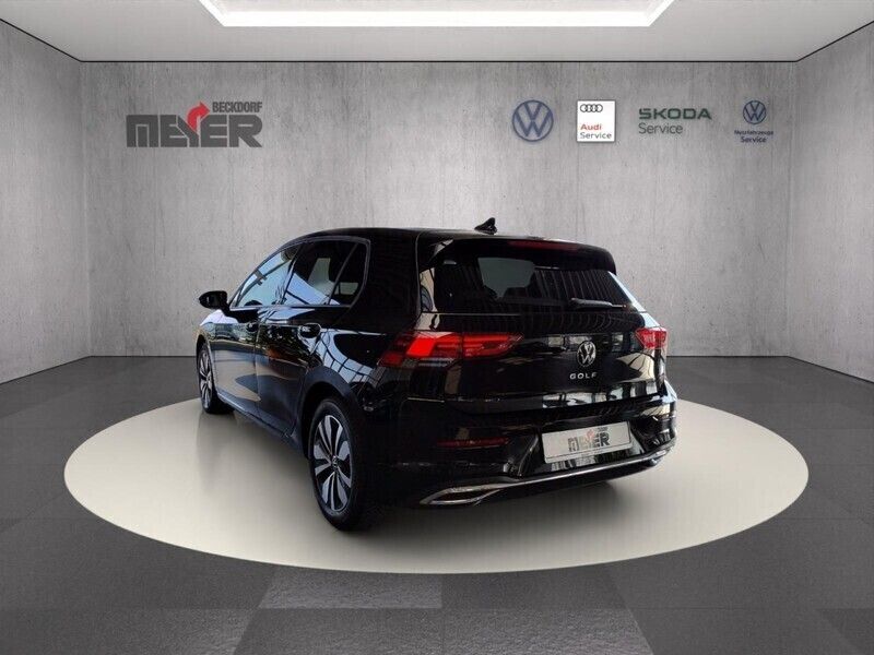 Gebraucht VW Golf VIII Move 150 PS (110 kW) 2024 Grenadillschwarz Limousine