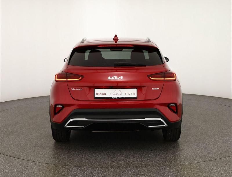 Neu Kia XCeed 141 PS (103 kW) 2025 Rot SUV