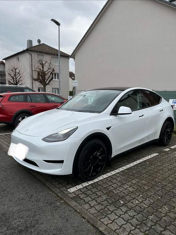Gebraucht Tesla Model Y RWD 188 kW (256 PS) 2023 Weiß SUV