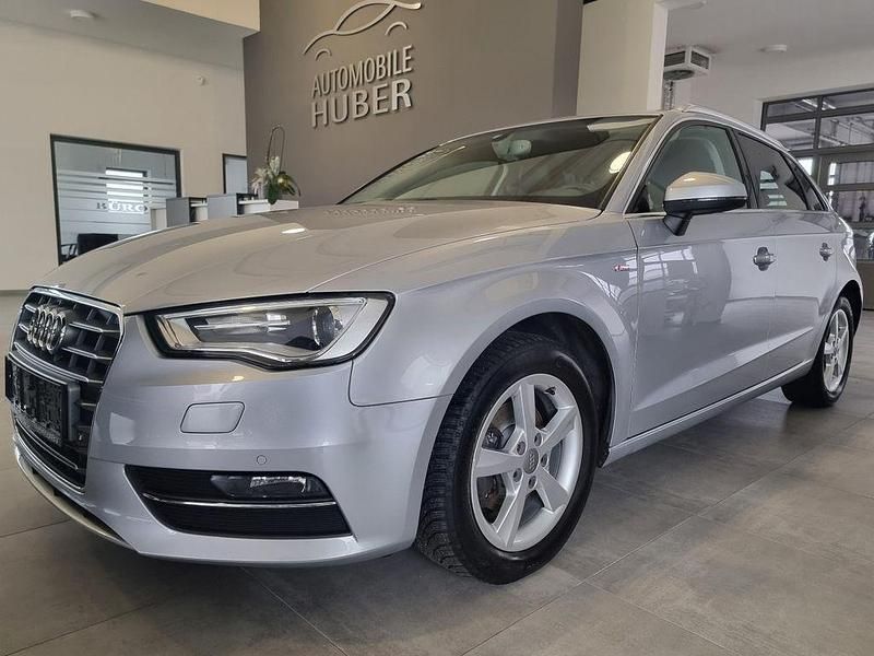 Gebraucht Audi A3 Sport 150 PS (110 kW) 2015 Silber Limousine