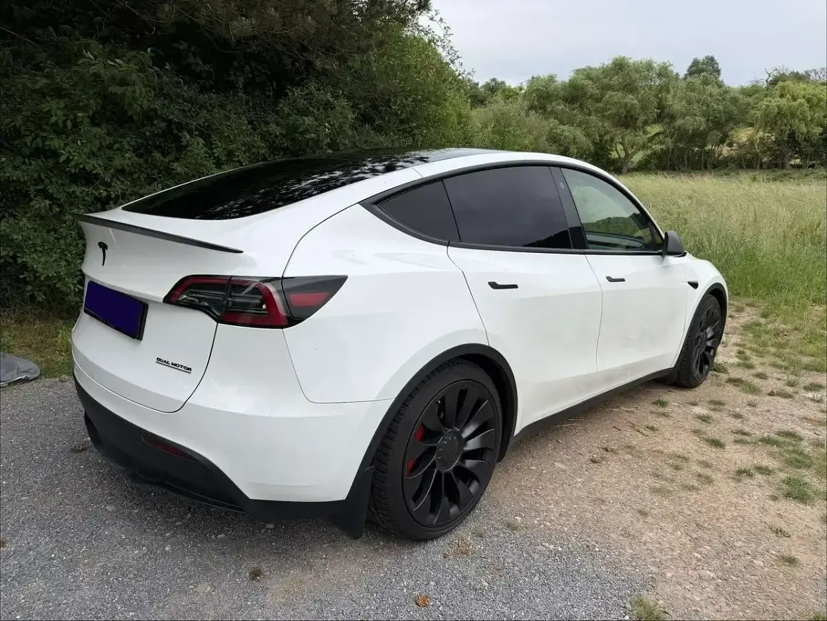 Gebraucht Tesla Model Y Performance 392 kW (534 PS) 2023 Weiß SUV