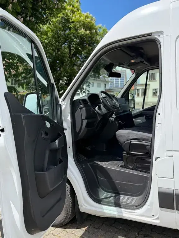 Gebraucht Opel Movano 136 PS (100 kW) 2019 Weiß Van / Kleinbus