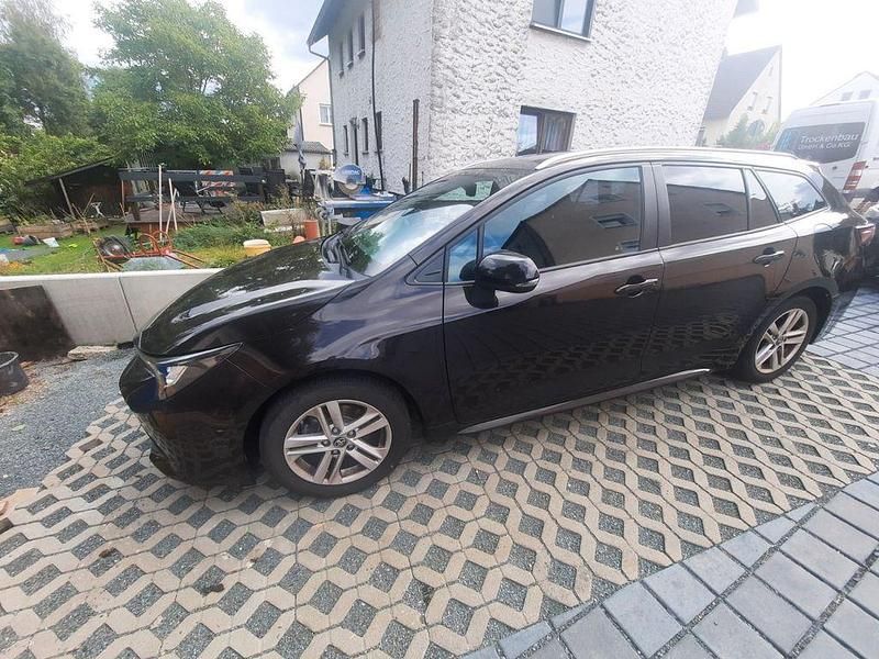 Braun Gebraucht 2019 Toyota Corolla Comfort Kombi | 15.400 € (Guter Preis) - Bild 1/4