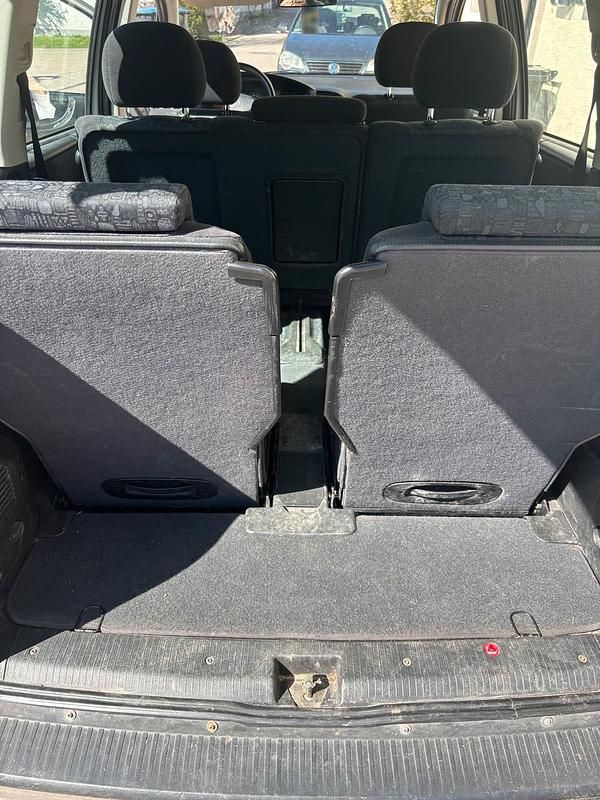 Gebraucht Opel Zafira 115 PS (84 kW) 2000 Silber Van / Kleinbus