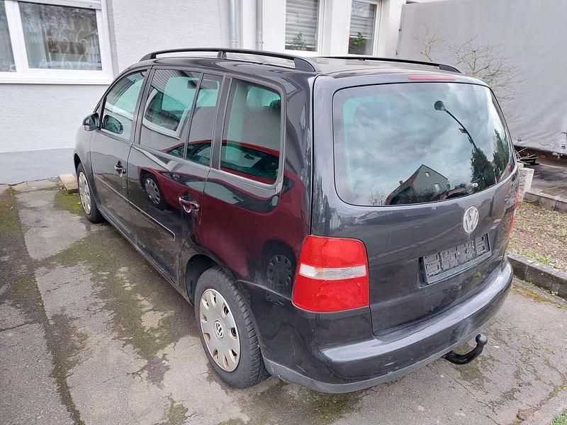 Gebraucht VW Touran 140 PS (102 kW) 2004 Schwarz Van / Kleinbus
