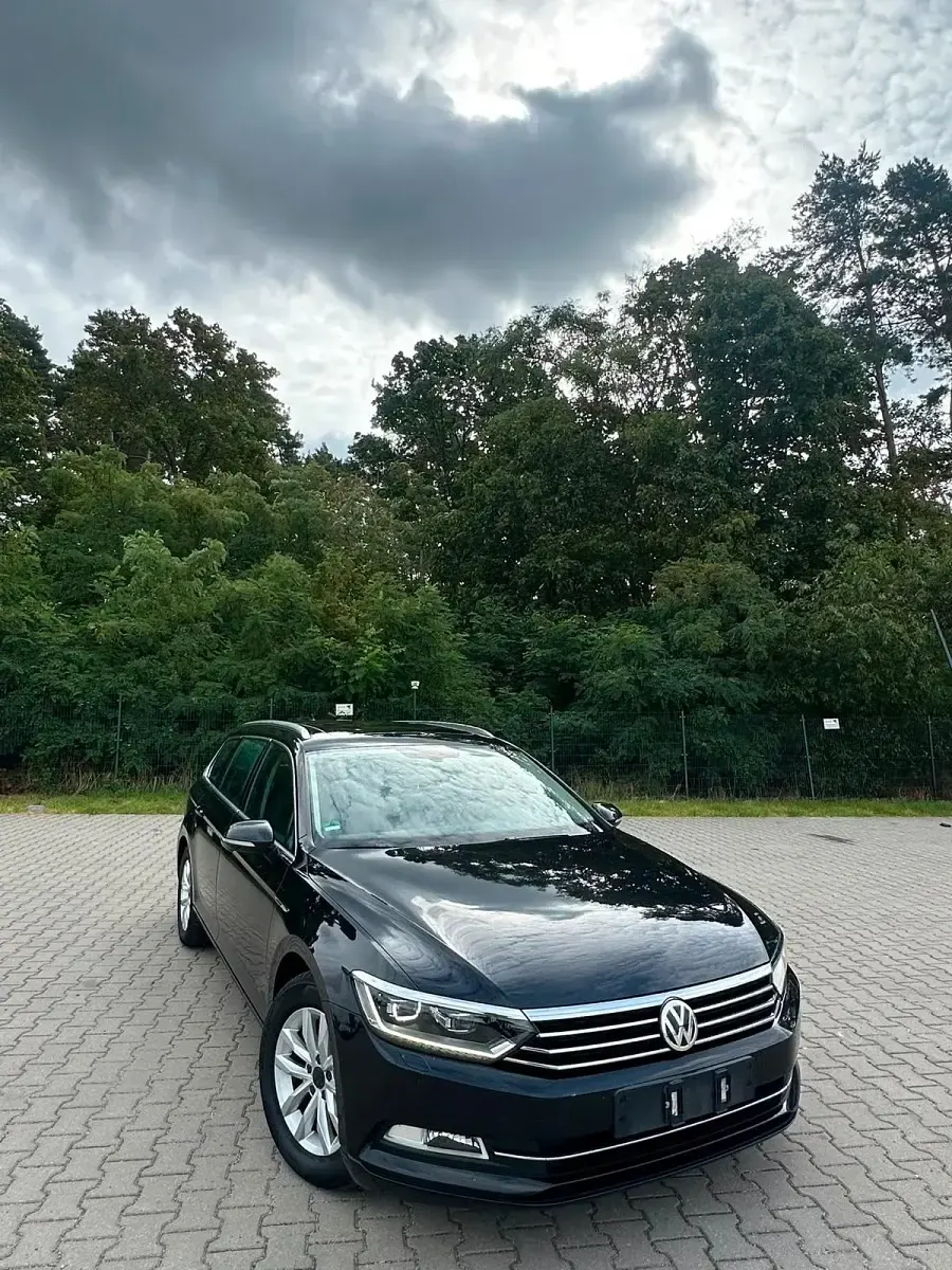 Gebraucht VW Passat Highline 190 PS (139 kW) 2015 Schwarz Kombi