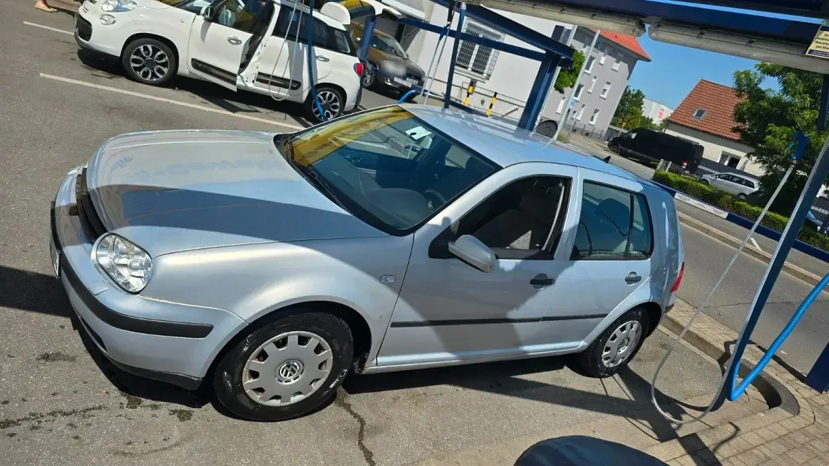 Gebraucht VW Golf III Basis 75 PS (55 kW) 1999 Silber Limousine