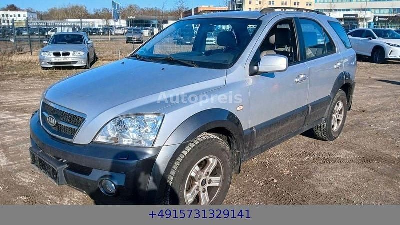 Gebraucht Kia Sorento 140 PS (102 kW) 2006 Silber / grau SUV
