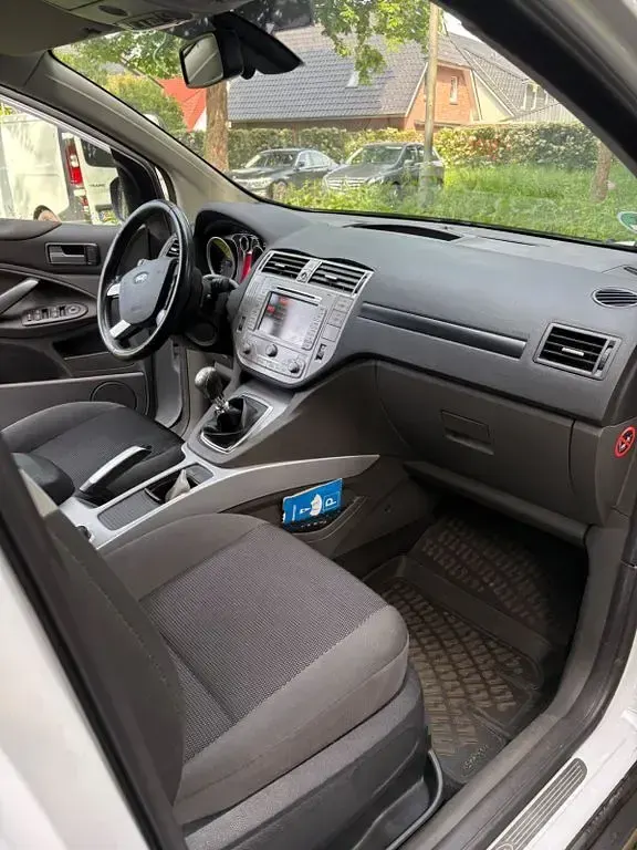 Gebraucht Ford Kuga Individual 140 PS (102 kW) 2012 Weiß SUV