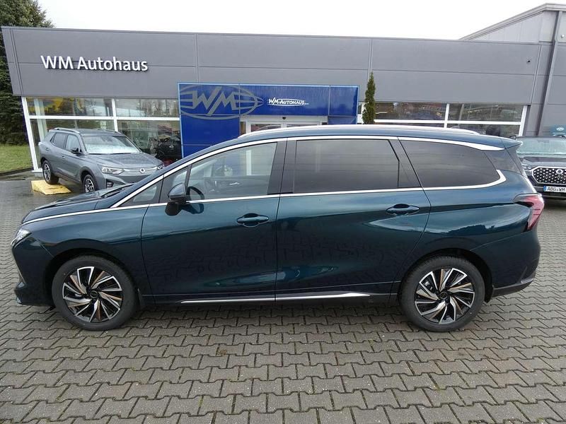 Neu DFSK Forthing 4 177 PS (130 kW) 2025 Jade green Van / Kleinbus