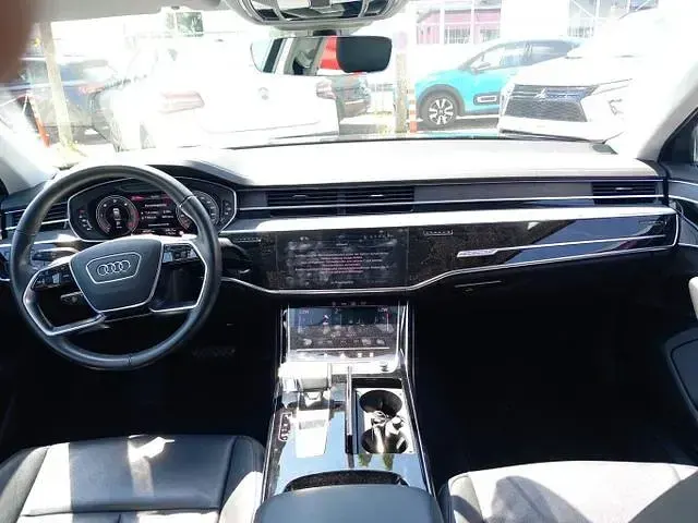Gebraucht Audi A8 Ambiente 286 PS (210 kW) 2023 Brillantschwarz brillantschwarz Limousine