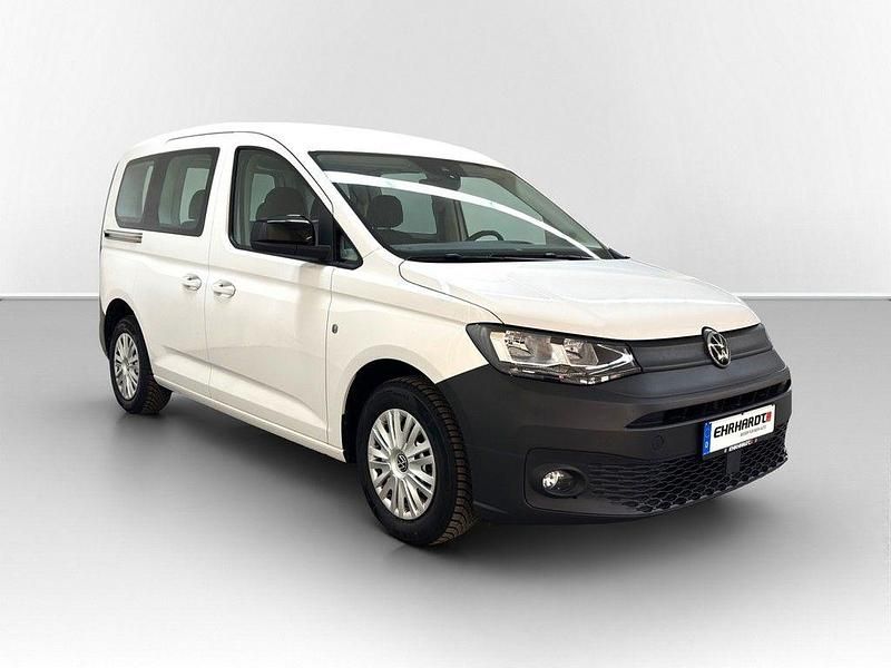 Gebraucht VW Caddy 102 PS (75 kW) 2023 Weiß Van / Kleinbus